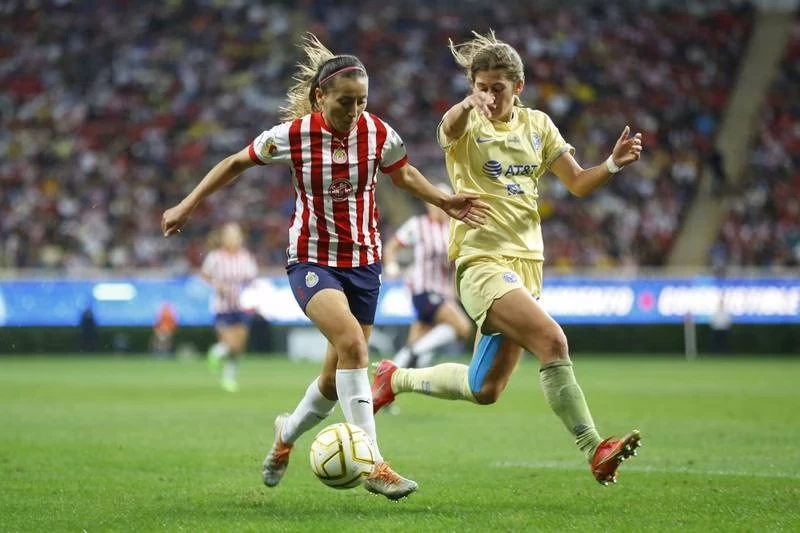 Analizan futbol femenil como un negocio para todos